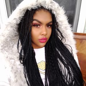 Meet your Posher, Lorena